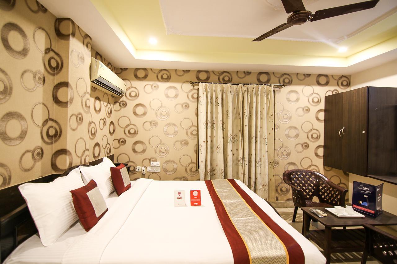 Oyo 9207 Chakri Guest House Visakhapatnam Exterior foto